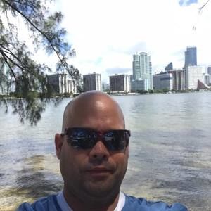 Meet your Posher, Rene